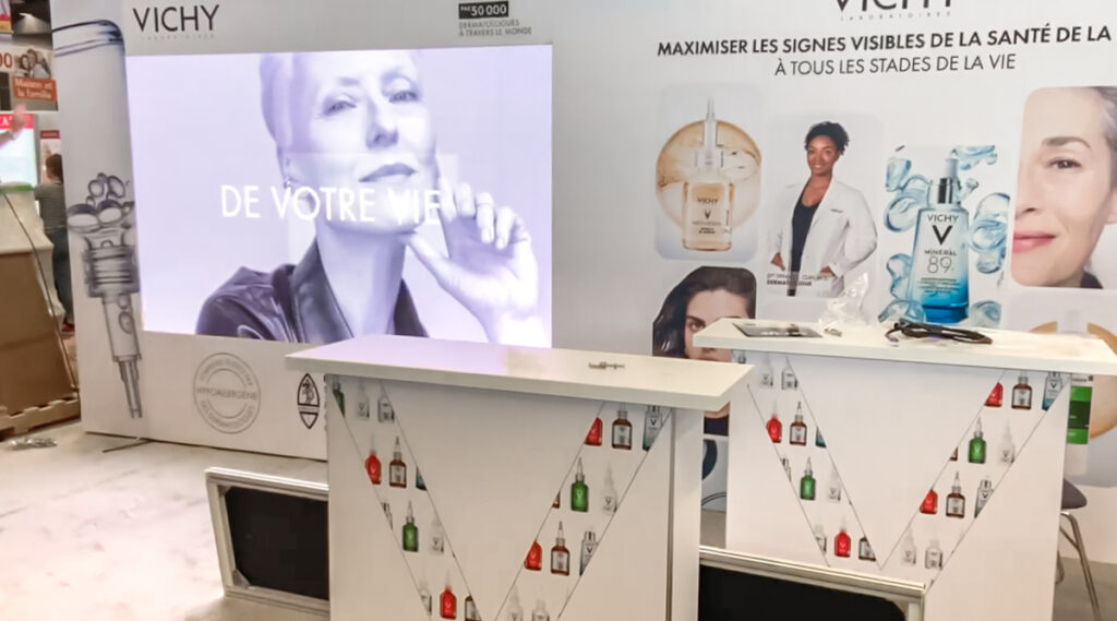 Booth d’exposition sur mesure de Vichy au Salon de la femme.